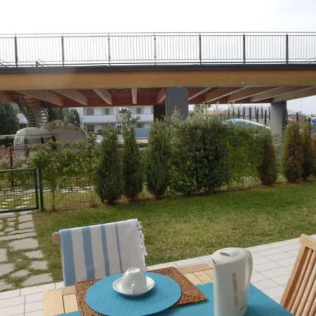Apartamento Cozy In A With Swimming Pool Bibione
